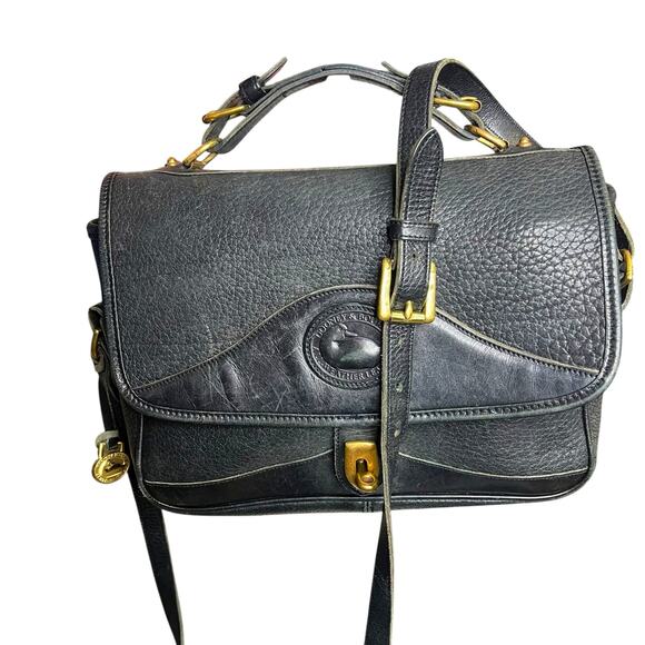 Vintage Dooney & Bourke All-Weather Leather Black Carrier Large Shoulder bag - Picture 2 of 14